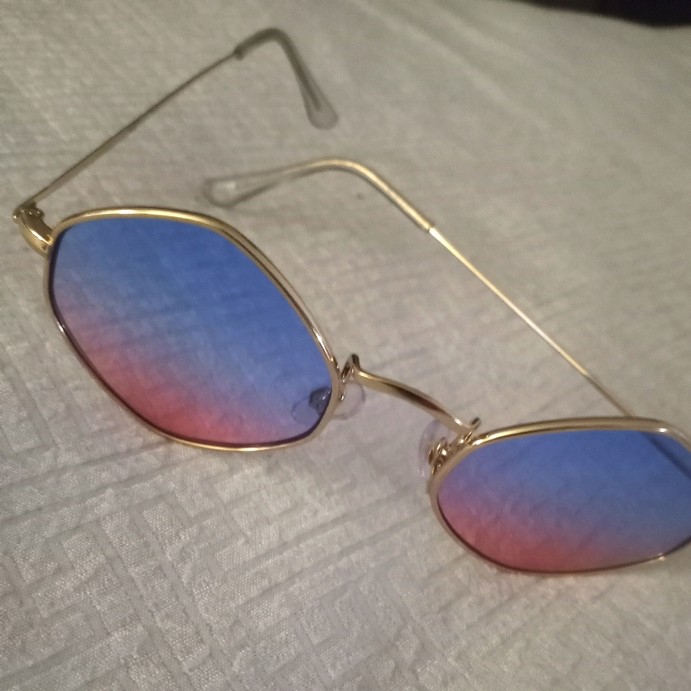 Vintage hexagon sunglasses